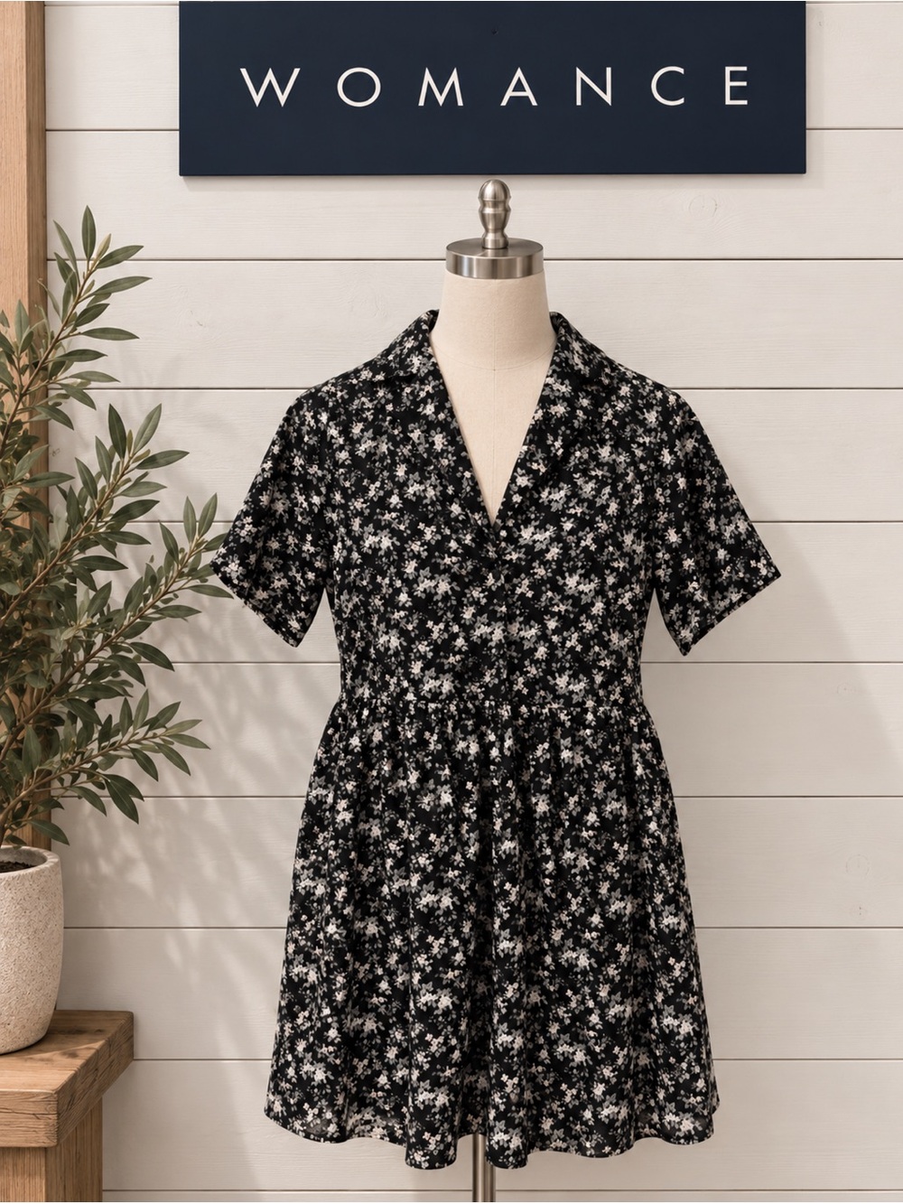 Womance Floral Dress – Black, White & Pale Green – Size XS